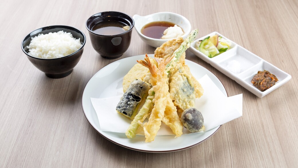 博多天麩羅たかお UMU（ウム）