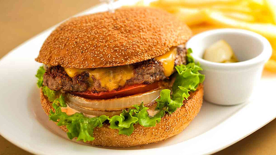 リゴレット バーアンドグリル